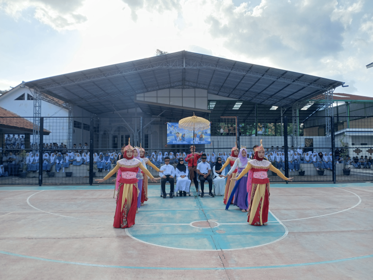 Kegiatan Kesenian (Sendratasik)