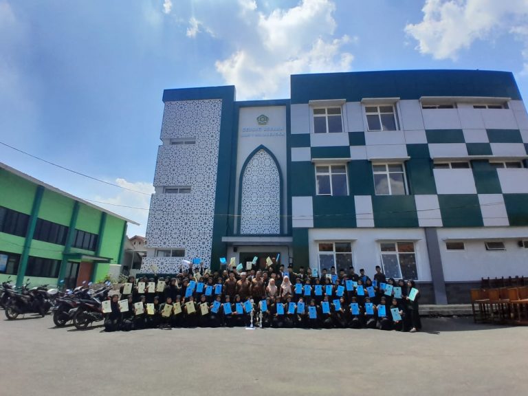 Kegiatan Pondok Pesantren Al-Badar 1
