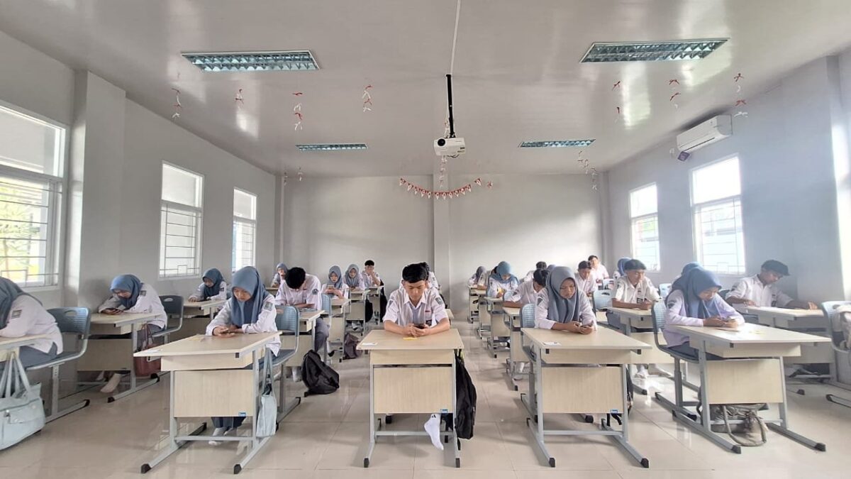 Tingkatkan Integritas, 392 Siswa MAN 1 Majalengka Ikuti Ujian Madrasah Berbasis Komputer