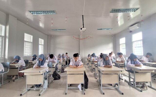 Tingkatkan Integritas, 392 Siswa MAN 1 Majalengka Ikuti Ujian Madrasah Berbasis Komputer