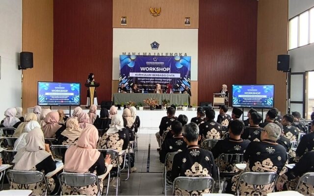 Wujudkan Madrasah Humanis, MAN 1 Majalengka Gelar Workshop Kurikulum Berbasis Cinta