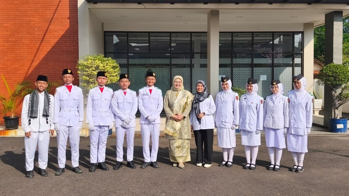 Siswa-Siswi MAN 1 Majalengka Sukses Ambil Alih Tugas Upacara Hari Lahir Pancasila di Kemenag