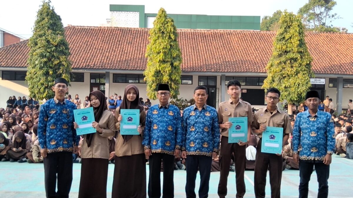 Raih Peringkat Tiga OSN Majalengka, Empat Siswa MAN 1 Melaju ke Tingkat Provinsi