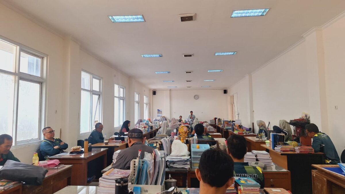 MAN 1 Majalengka Matangkan Persiapan Keberangkatan Dzikir dan Doa Kebangsaan HUT Ke-81 RI