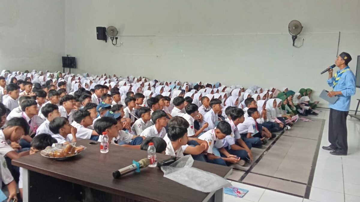 Kuatkan Literasi Sains, MAN 1 Majalengka Dampingi Siswa Daftar Gerakan Indonesia Berkiblat