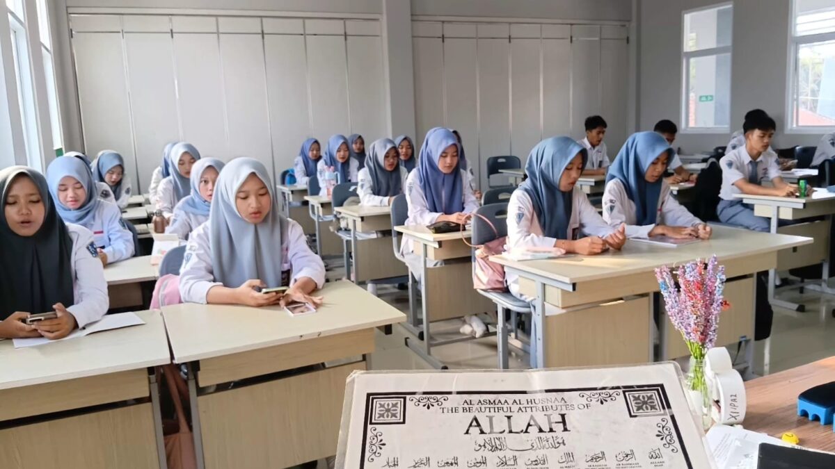 Pembiasaan Asmaul Husna Perkuat Karakter Religius Siswa MAN 1 Majalengka