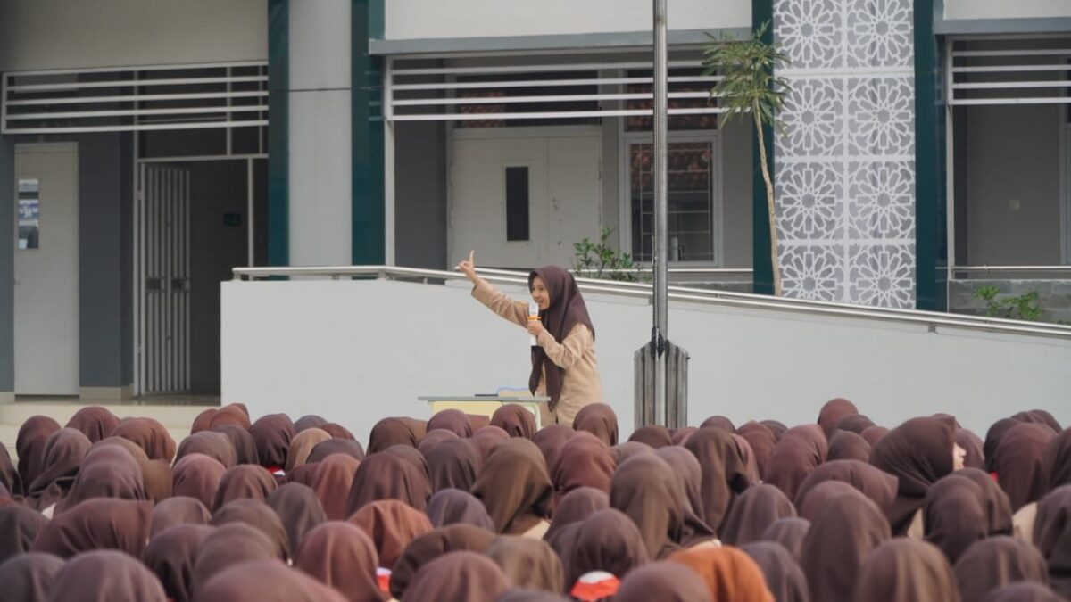 Wujudkan Generasi Religius dan Berdisiplin, MAN 1 Majalengka Laksanakan Pembiasaan Kultum Jumat