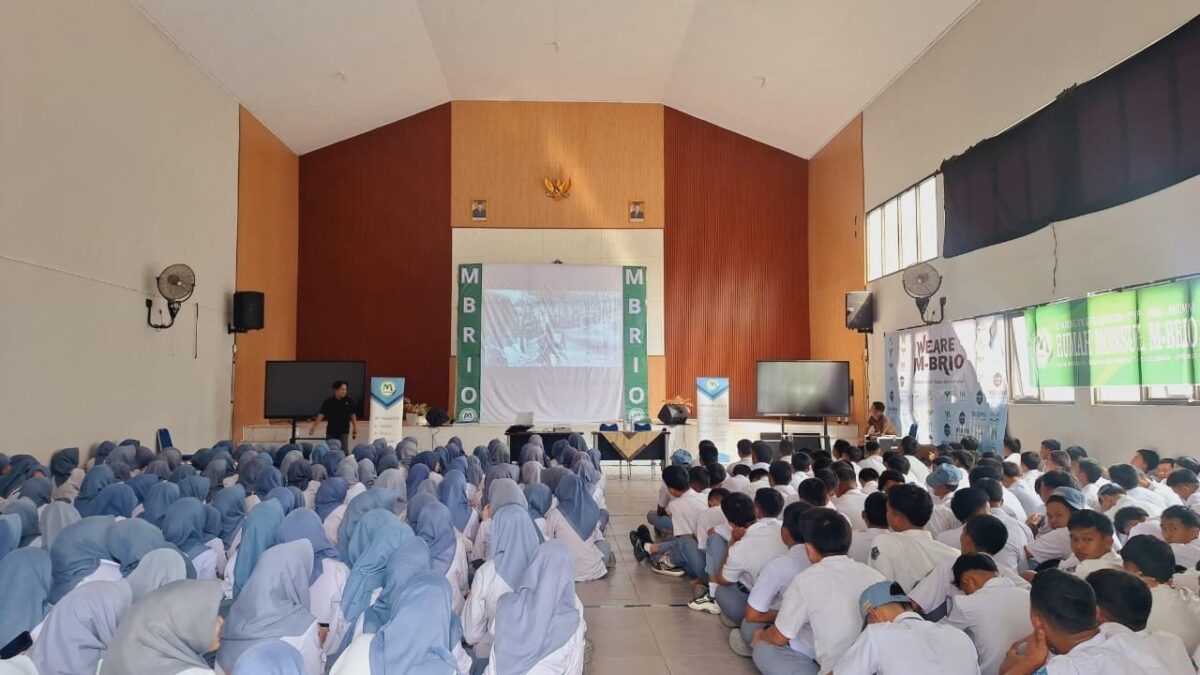 Persiapkan Masa Depan Siswa, MAN 1 Majalengka Gelar Sosialisasi Bimbel M-BRIO