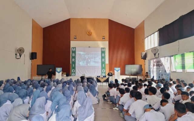 Persiapkan Masa Depan Siswa, MAN 1 Majalengka Gelar Sosialisasi Bimbel M-BRIO