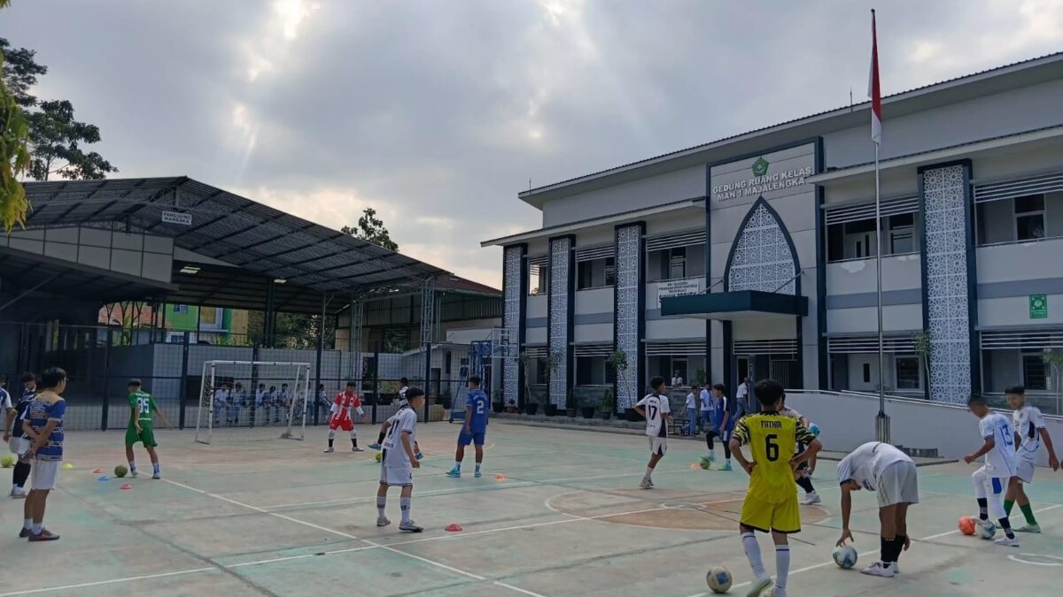Asah Potensi Siswa, MAN 1 Majalengka Gelar Pembinaan Atlet Futsal Kelas Unggulan