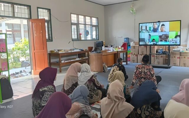 ASN MAN 1 Majalengka Ikuti Pemantapan Keberangkatan Dzikir dan Doa Kebangsaan
