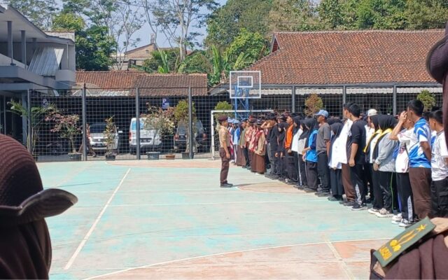 Satukan Semangat dan Potensi Siswa, MAN 1 Majalengka Gelar Apel Ekstrakurikuler