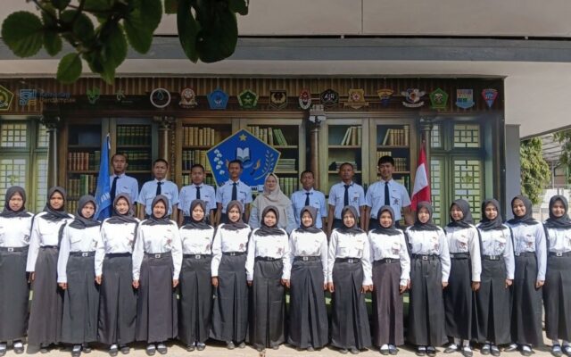 Langkah Baru, Jiwa Tangguh : Brigade XVIII MAN 1 Majalengka Resmi Dilantik Tingkat Madya