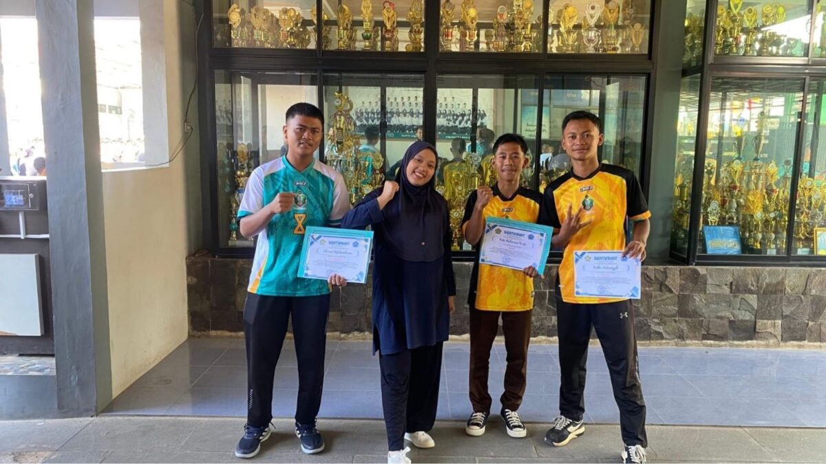 Siswa XII-10 MAN 1 Majalengka Torehkan Prestasi Porseni Madrasah Jawa Barat
