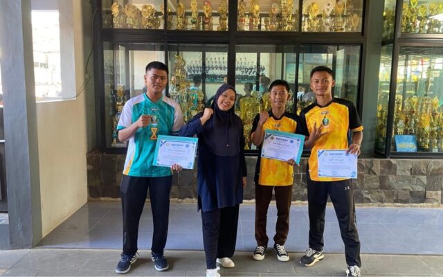 Siswa XII-10 MAN 1 Majalengka Torehkan Prestasi Porseni Madrasah Jawa Barat