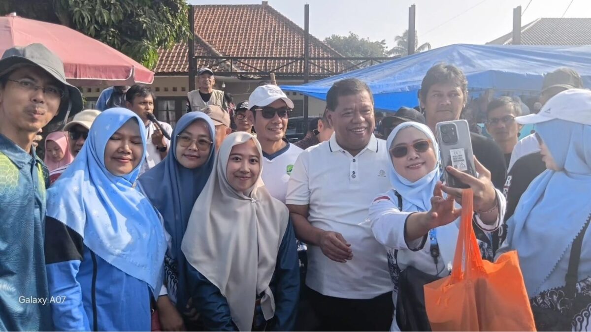Humas MAN 1 Majalengka Jalin Sinergi Bersama Bupati dan Camat Talaga di Jalan Santai HUT RI