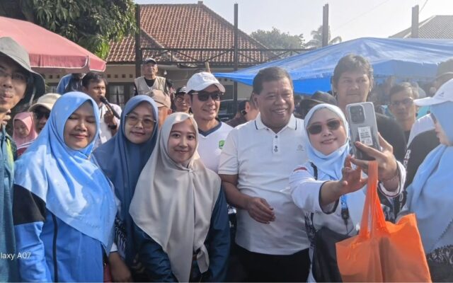 Humas MAN 1 Majalengka Jalin Sinergi Bersama Bupati dan Camat Talaga di Jalan Santai HUT RI
