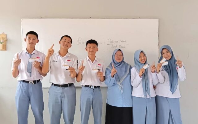 ‘Kartu Pintar’ Jadi Strategi MAN 1 Majalengka Bangun Kepercayaan Diri Siswa