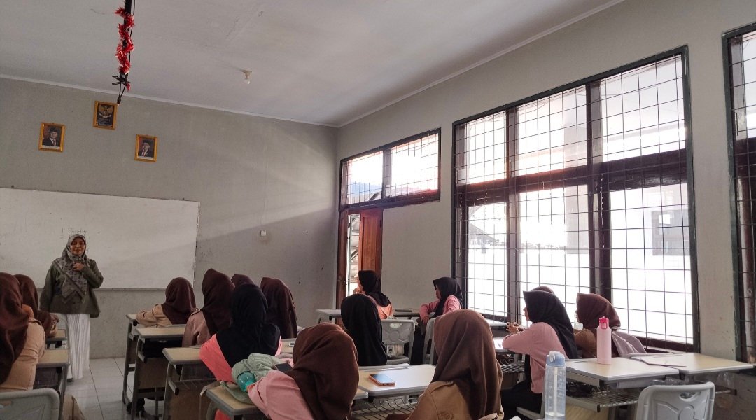 Bekali Siswa Keterampilan Vokasional, MAN 1 Majalengka Gelar Diklat Tata Busana