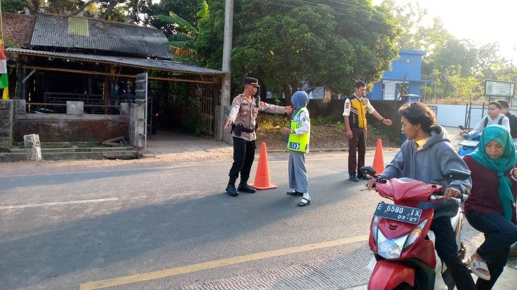 Sinergi PKS MAN 1 Majalengka dan Polsek Talaga Wujudkan Ketertiban Lalu Lintas