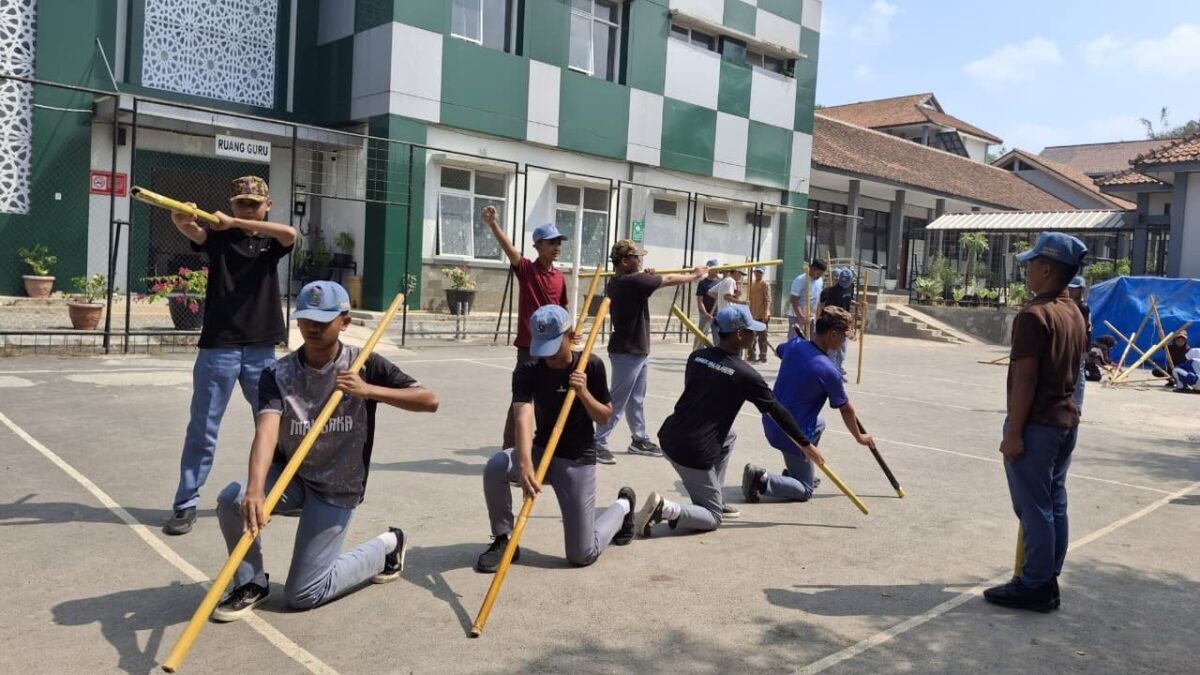 Mantapkan Kesiapan Lomba Hajapra, Pramuka MAN 1 Majalengka Intensifkan Pembekalan Keterampilan