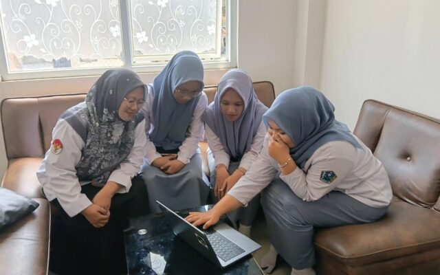 Tingkatkan Literasi Keuangan Syariah, MAN 1 Majalengka Dampingi Siswa Daftar ISFO 2026