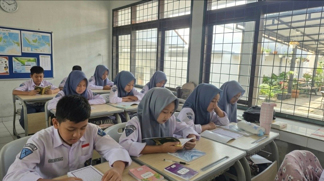 Tadarus Pagi di MAN 1 Majalengka: Bentuk Karakter Religius dan Dukung Pembelajaran Bahasa Arab