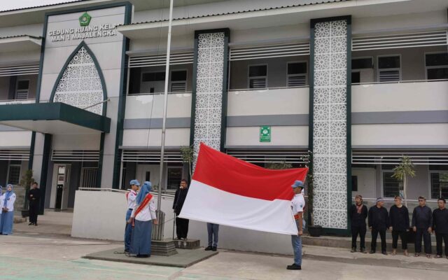 Perkokoh Jiwa Nasionalisme, MAN 1 Majalengka Gelar Upacara Peringatan HUT ke-81 RI