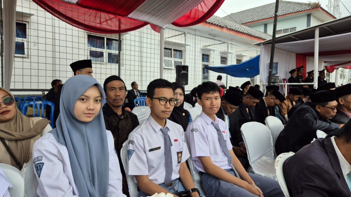 Ukir Prestasi Lolos Tingkat Provinsi, Tiga Siswa MAN 1 Majalengka Raih Penghargaan di Cikijing