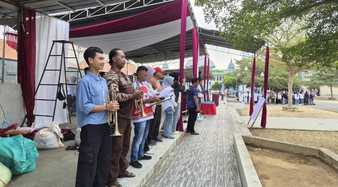 Drumband MAN 1 Majalengka Mantapkan Persiapan Gladi Kotor Upacara HUT RI di Talaga