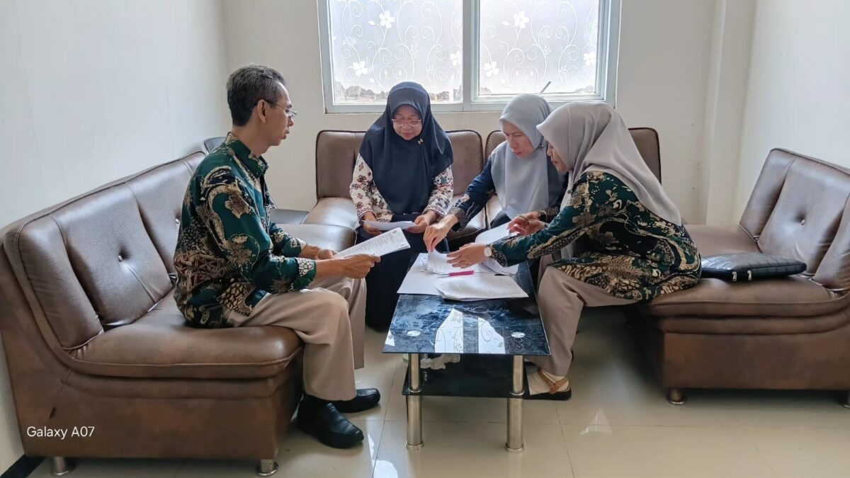 Tingkatkan Efisiensi Administrasi, PTK MAN 1 Majalengka Gelar Penandatanganan S25a dan S29a Kolektif