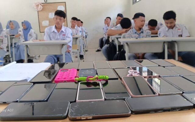 Tingkatkan Fokus Pembelajaran Fikih, MAN di Majalengka Terapkan Aturan Pengumpulan Ponsel