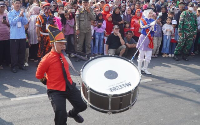 Spektakuler, Drumband MAN 1 Majalengka Pukau Penonton pada Puncak HUT Ke-81 RI Talaga