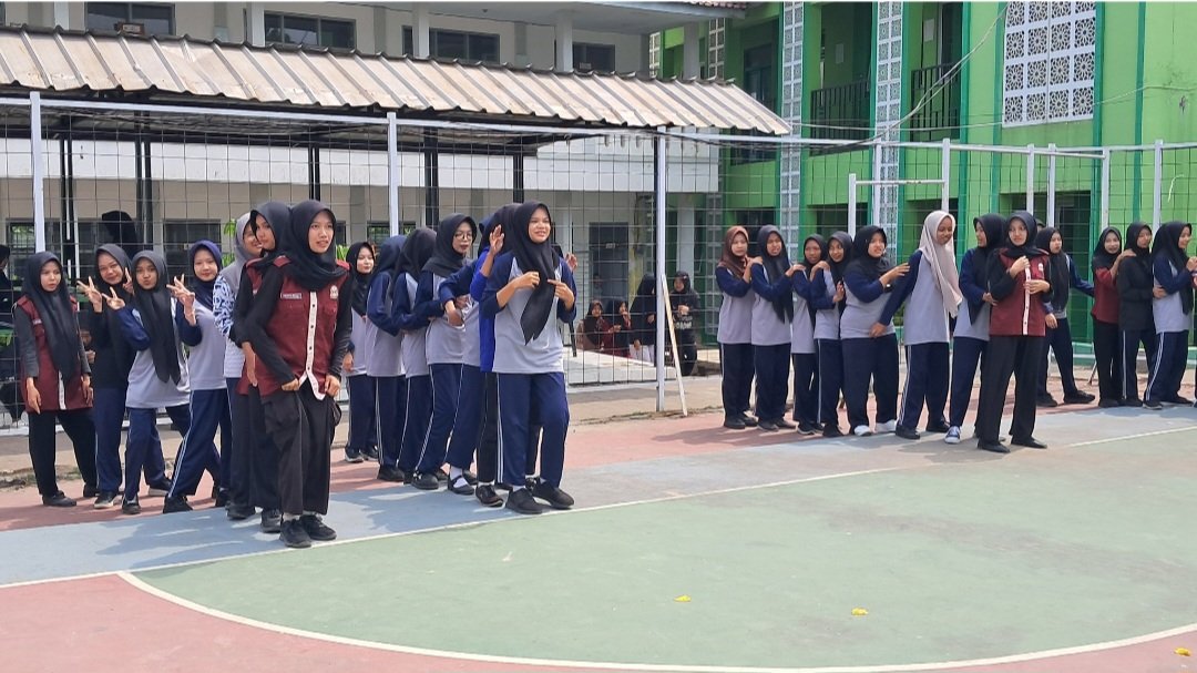 Semarak Gelar Kreativitas MAN 2 Majalengka: Antarorganisasi Adu Kekompakan Lewat Lomba Unik
