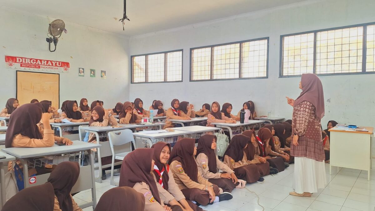 Bentuk Karakter Muslimah, Keputrian Kelas X MAN 1 Majalengka Usung Tema Perempuan Berharga