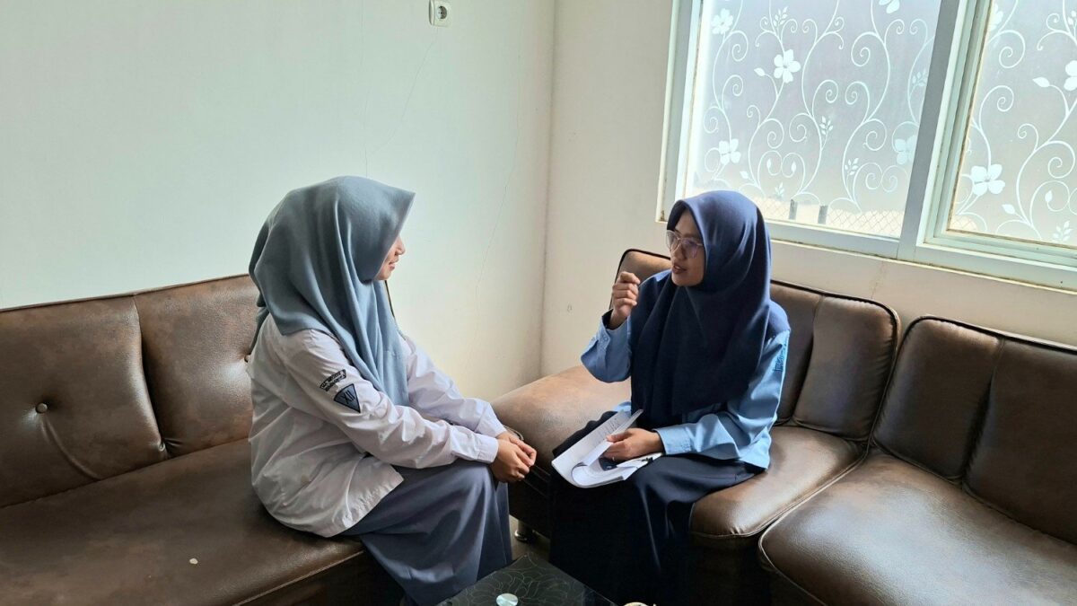 Bangun Kedekatan Emosional, Wali Kelas XII-6 MAN 1 Majalengka Lakukan Bimbingan Personal Siswa