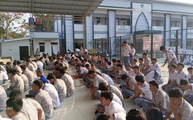 Perkuat Karakter Siswa, MAN 1 Majalengka Rutinkan Pembiasaan Salat Duha dan Doa Pagi