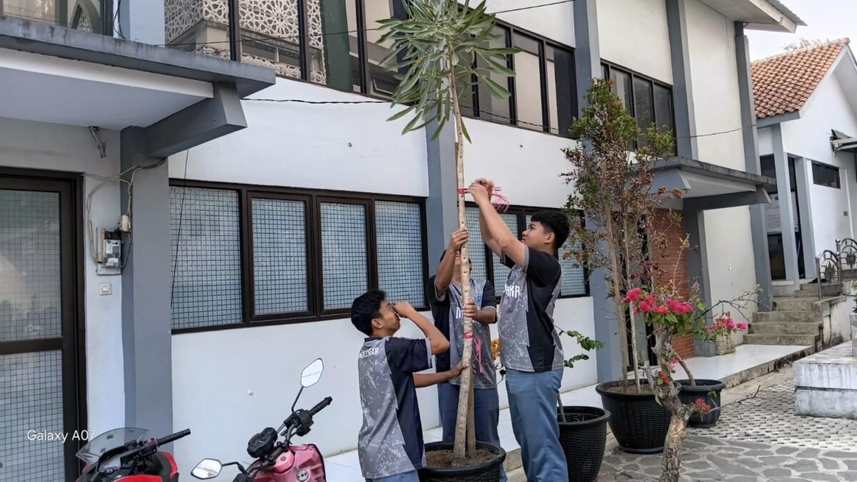 Implementasi Kurikulum Berbasis Cinta, Siswa MAN 1 Majalengka Tunjukkan Kepedulian Lingkungan