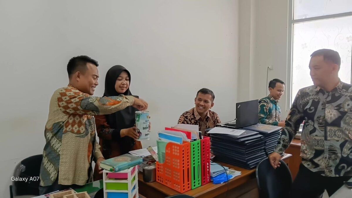 Peduli Bencana NTT, Civitas Akademika MAN 1 Majalengka Galang Donasi Kemanusiaan