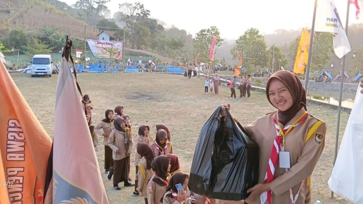 Pendistribusian Makan Siang Perkemahan MAN 1 Majalengka Berlangsung Efektif dan Efisien