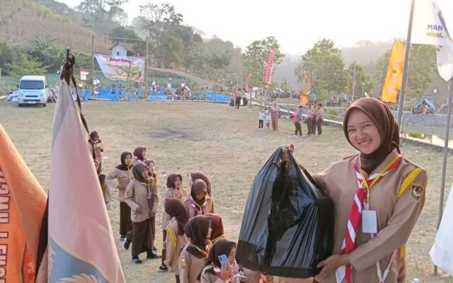 Pendistribusian Makan Siang Perkemahan MAN 1 Majalengka Berlangsung Efektif dan Efisien