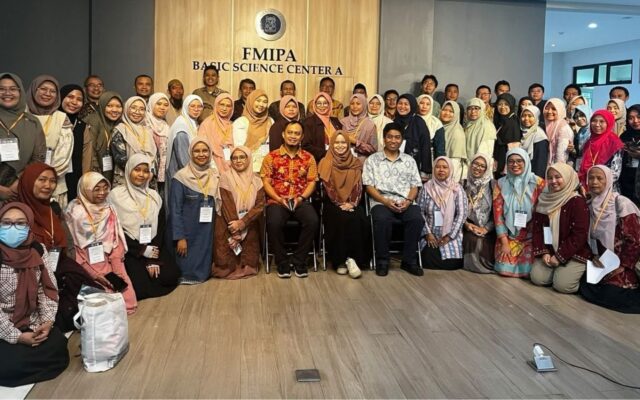 Tingkatkan Kompetensi Praktikum, Guru Fisika MAN 1 Majalengka Ikuti Pelatihan Instrumentasi di ITB
