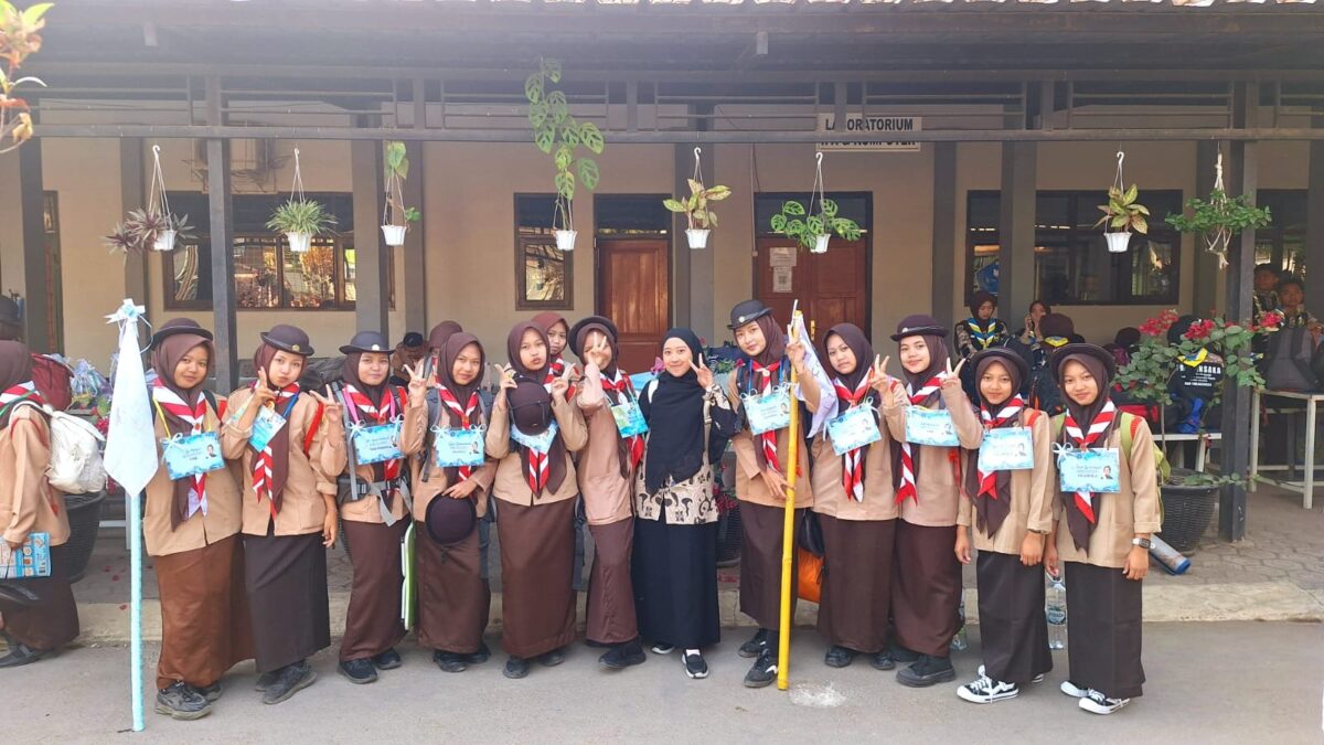 Siswa Kelas X-9 MAN 1 Majalengka Ikuti Pembekalan Intensif Jelang Perkemahan Pelantikan Bersama