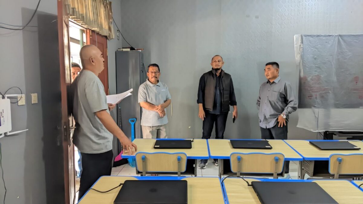 Kasi Penmad Kemenag Majalengka Monitoring Kesiapan Olimpiade Madrasah Indonesia di MAN 1 Majalengka