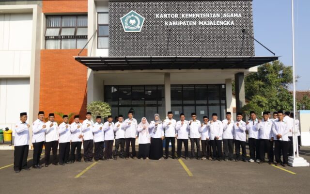 Kemenag Majalengka Gelar Apel Gabungan Satker dan Buka Secara Resmi Olimpiade Madrasah Indonesia 2026
