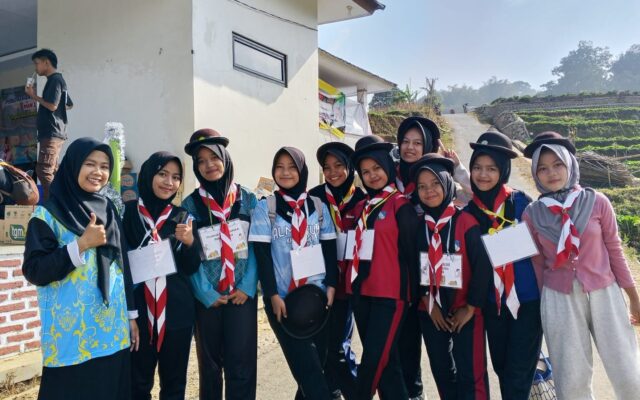 Asah Kerja Sama Tim, Siswa X-8 MAN 1 Majalengka Antusias Ikuti Wide Game