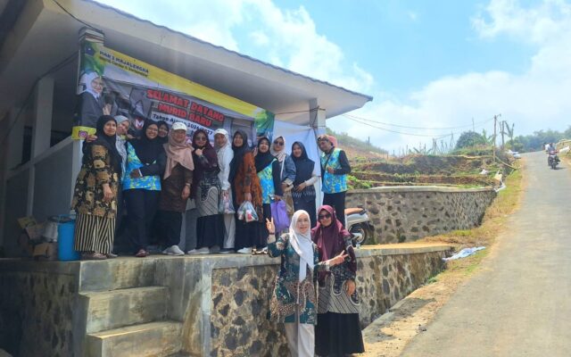 Pererat Silaturahmi, Guru MAN 1 Majalengka Tinjau Pelantikan Ekstrakurikuler di Lebak Barat