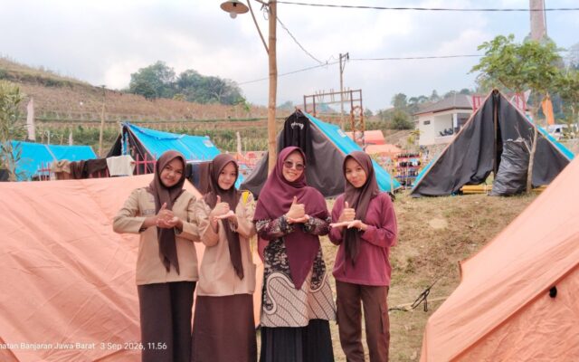 Tiga Siswi MAN 1 Majalengka Resmi Dilantik Jadi Penegak Bantara di Buper Lebak Barat