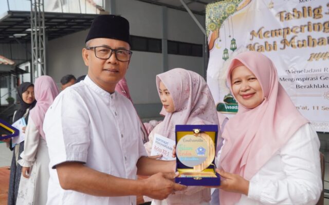 Ciptakan Suasana Belajar Nyaman, Kelas XII-3 MAN 1 Majalengka Raih Predikat Terbersih