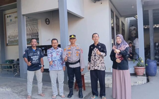 Perkuat Kedisiplinan Siswa, Kapolsek Talaga dan Plt Kepala MAN 1 Majalengka Jalin Sinergi